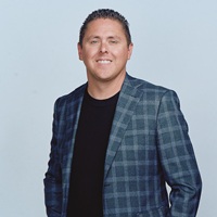 Dirk Dallas, M.F.A.