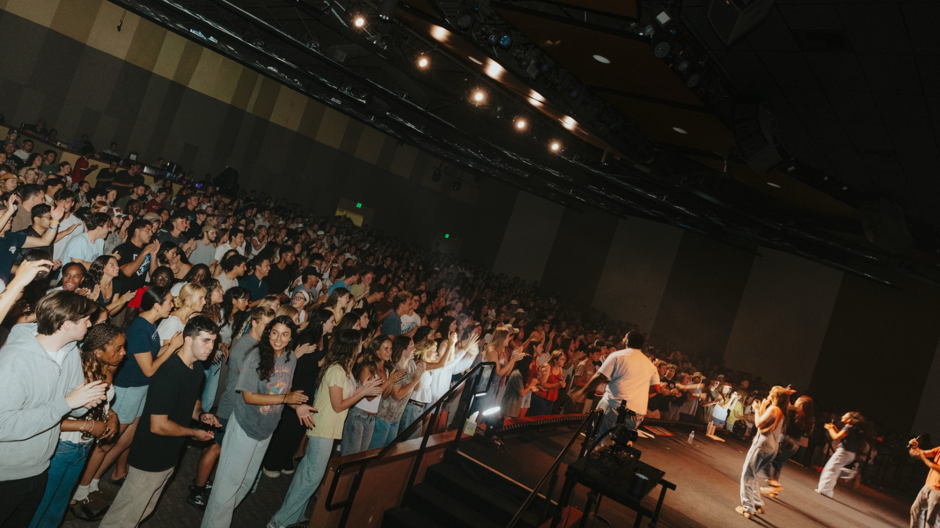 SL Night SL Night Graphic